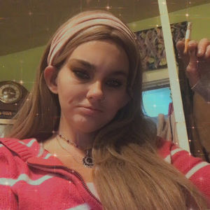 Meet your Posher, Angeline celeste